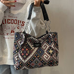sac main multicolore motif géométrique contemporain réutilisable respectueux environnement pliable multifonction toile poly