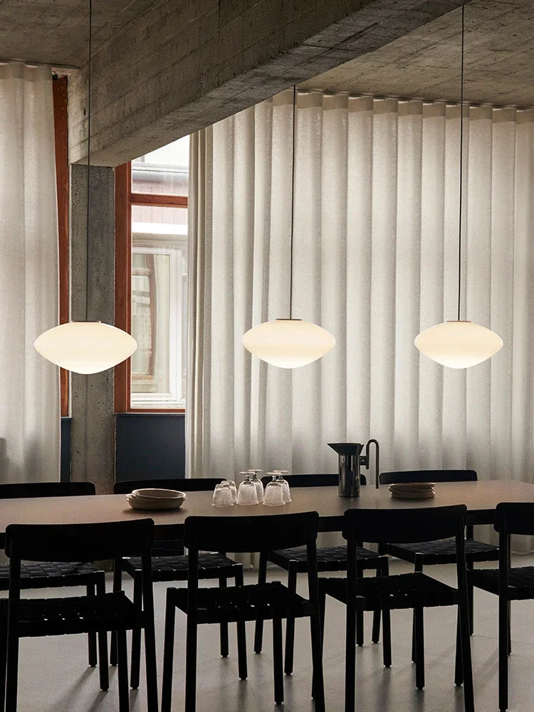Suspension ovale moderne verre blanc opale salon chambre pendentif led autonomes
