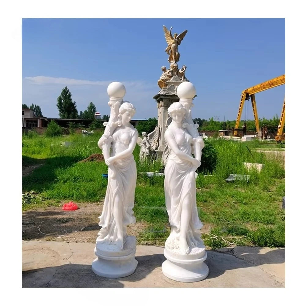statues marbre décoratives classiques détails sculpturaux couleur beige blanc vert