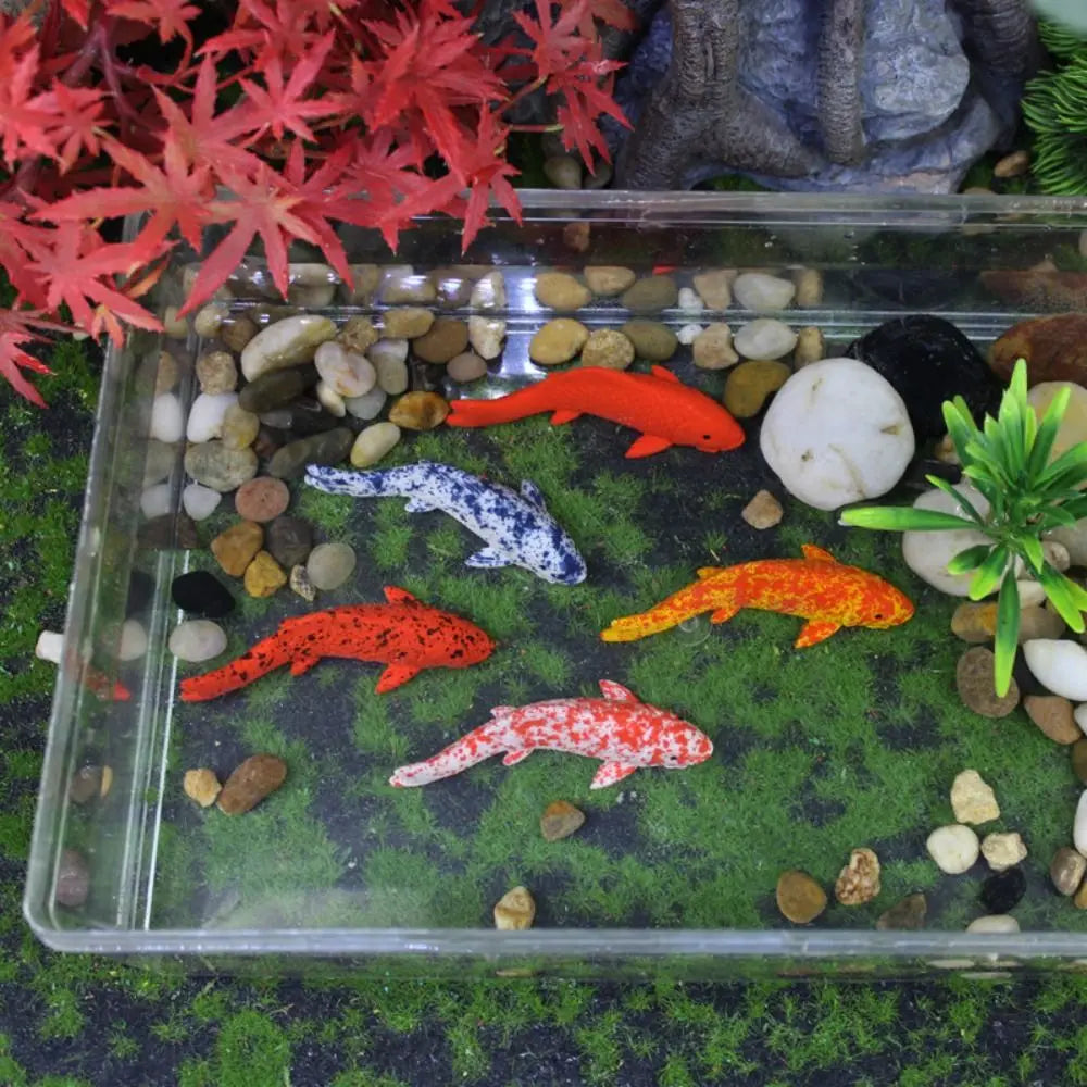 décoration intérieure poisson koi résine rouge blanc bleu points noirs réaliste maison