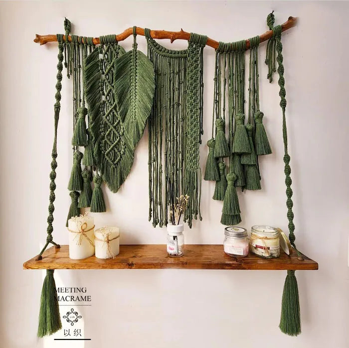 macramé boho chic étagère suspendue franges feuilles noeuds plantes vert gris bleu marron rose