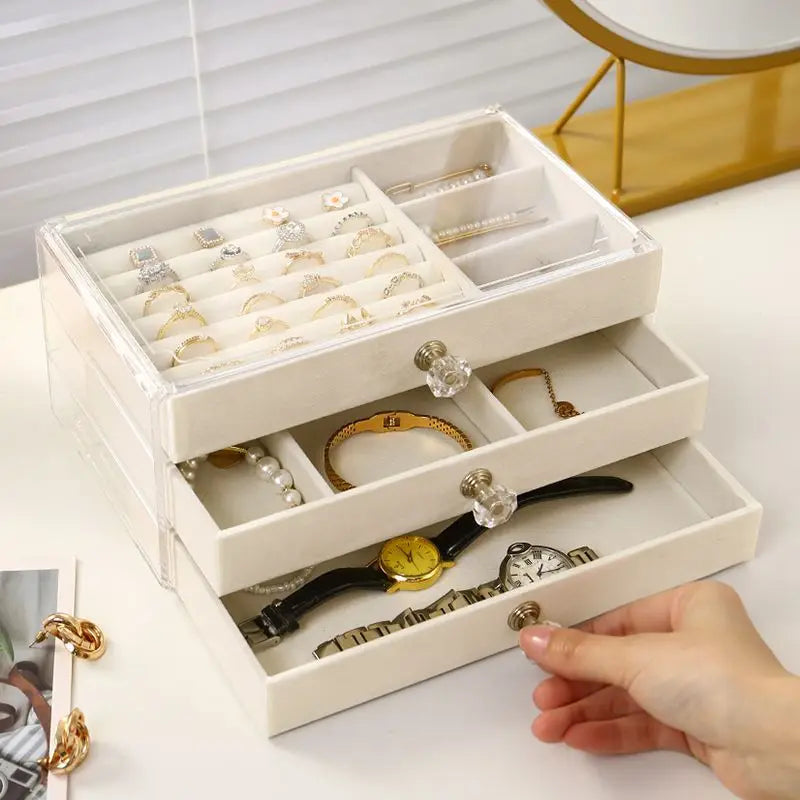 boîte bijoux velours beige clair poignées moderne rangement colliers bagues montres boucles d'oreilles
