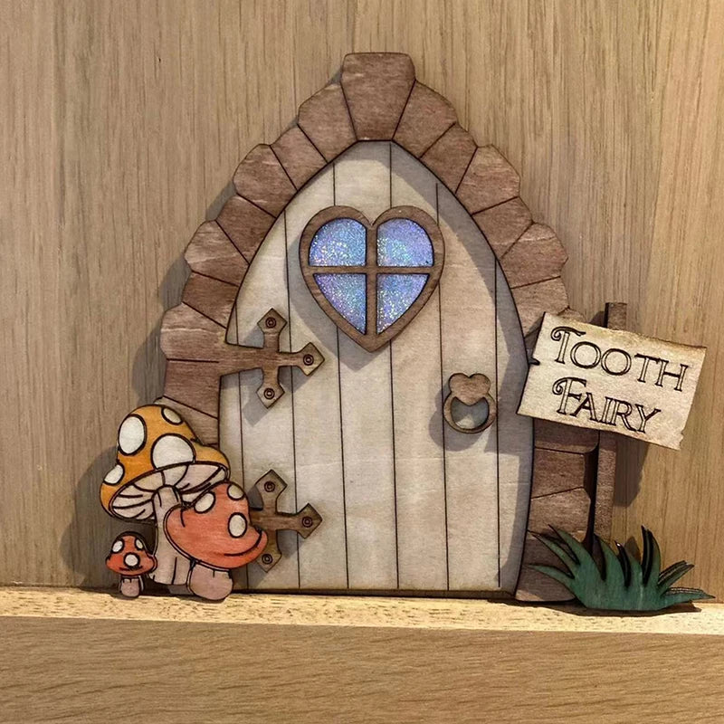 décoration maison porte miniature bois fantaisie motifs champignons rouges vertes