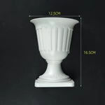 vase mural porcelaine blanc semi circulaire classique arrangement floral