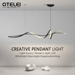 lampe suspendue moderne câble noir doré ondulé 120cm 140cm lumière froideversible