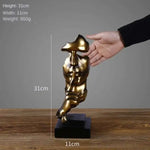 statuette or silencieux homme masqué moderne abstraite art classique hauteur 31cm largeur 11cm poids