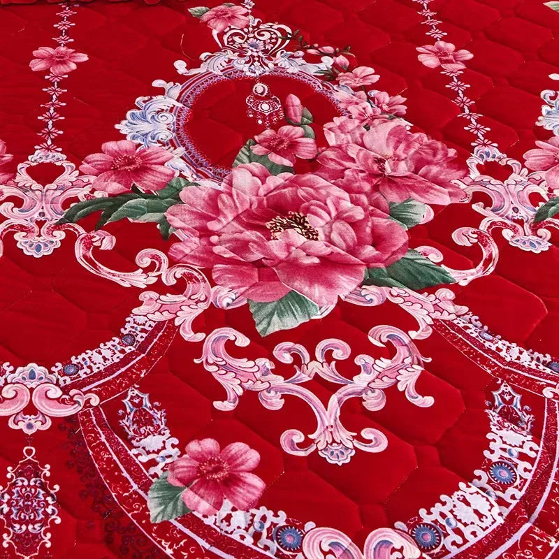 Couvre-lit matelassé fleuri dans une chambre