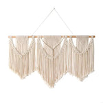 tapisserie macramé boho chic beige clair motifs géométriques franges crochet bois chambre salon
