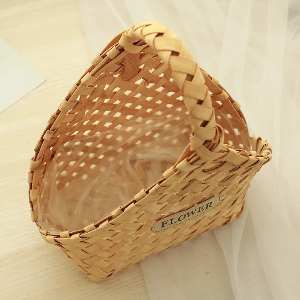 panier fleurs réutilisable tissage osier naturel traditionnel rustique poignée étiquette flower respectueux environnement