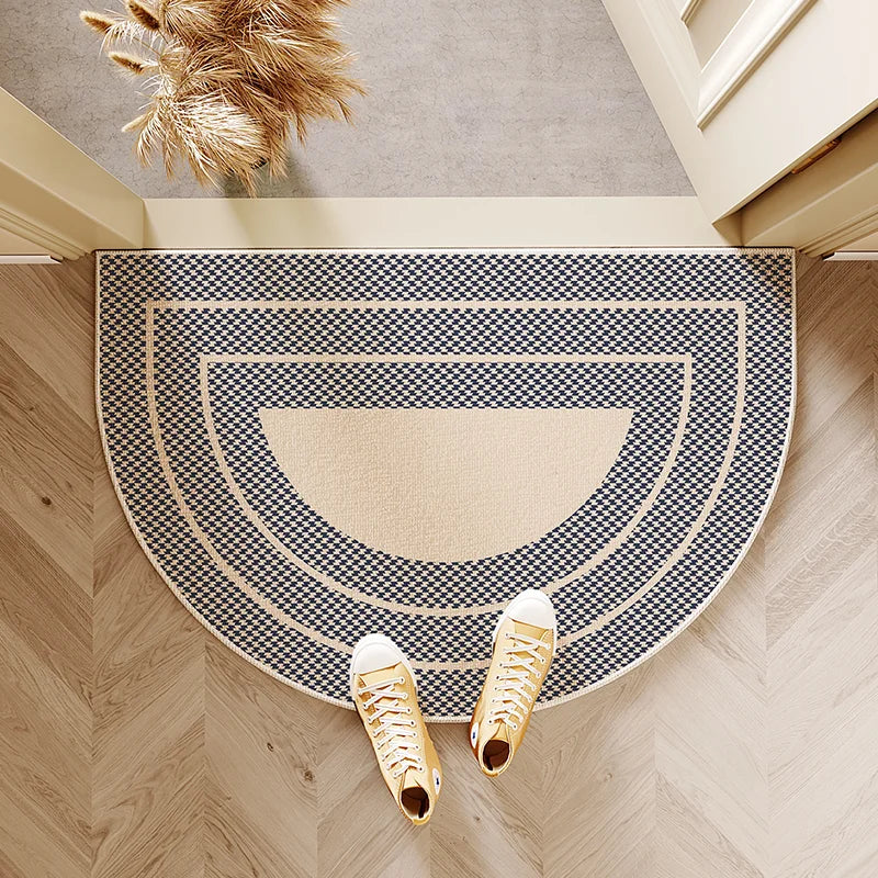 tapis demi circulaire moderne rayures horizontales résistant l'usure antidérapant porte entrée couleur beige clair