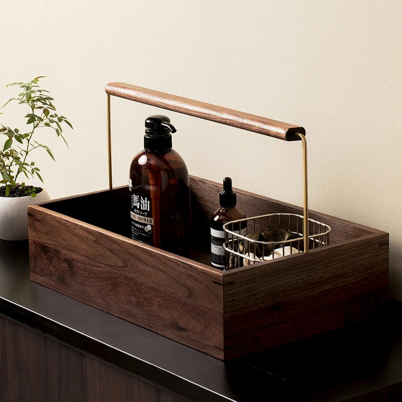 caisse cosmétiques bois foncé rangement maquillage minimaliste poignée dorée lotion bouteille panier naturel