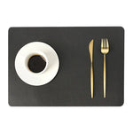 tapis table simili cuir moderne bleu vert marron rose assiettes cuillères fourchettes couteaux tasses