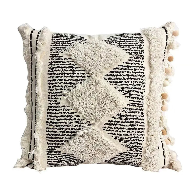 coussin brodé géométrique moderne toile coton couleur beige pompons décoratif