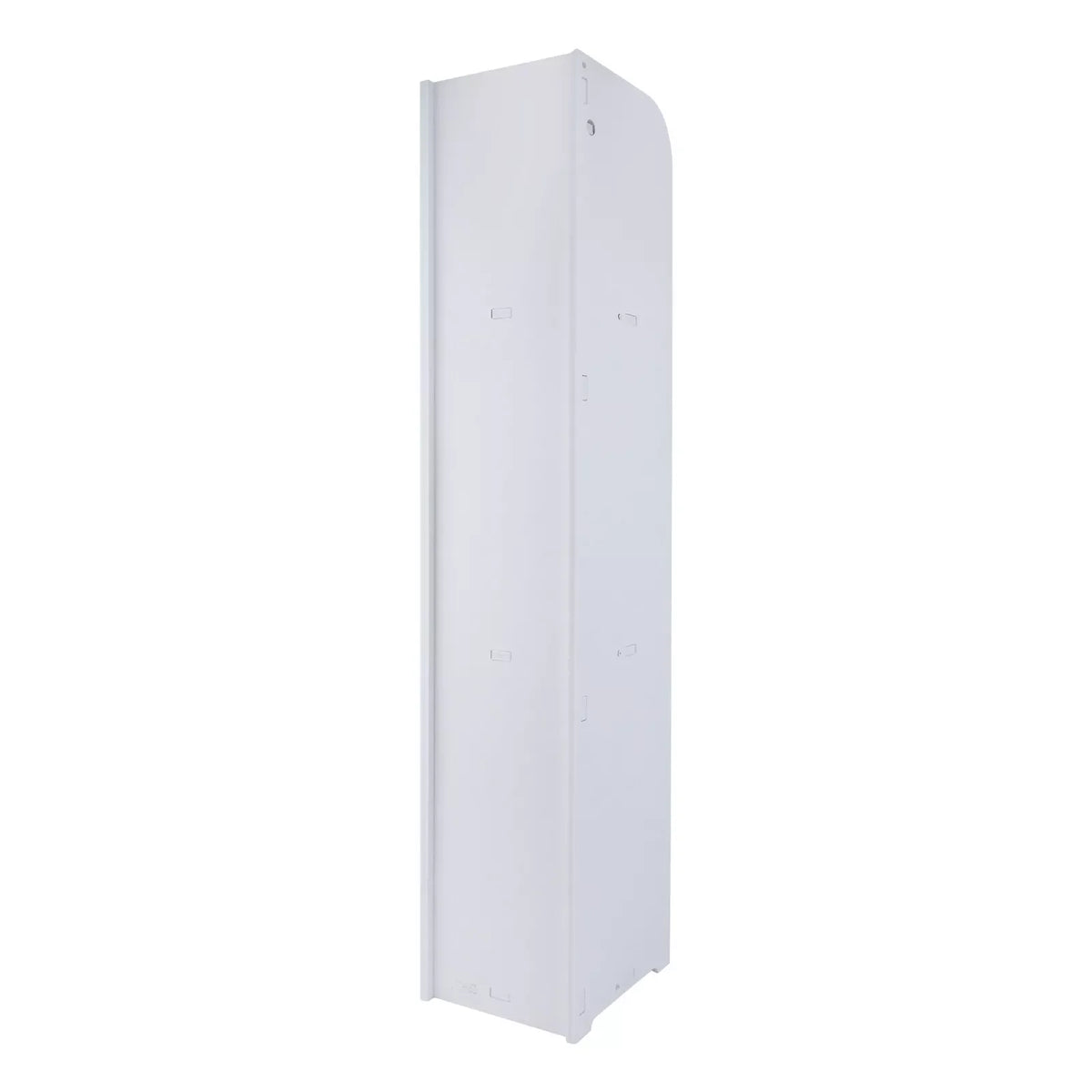 Meuble de rangement haut et mince pour serviettes dans une salle de bain moderne