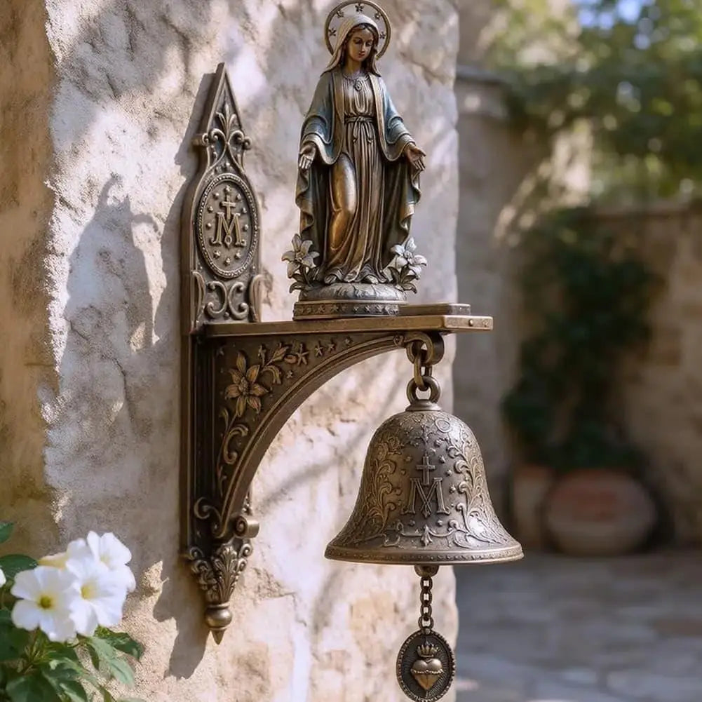 cloche porte cloison ornements floraux art nouveau statue vierge marie clochette chainette pendentif cœur