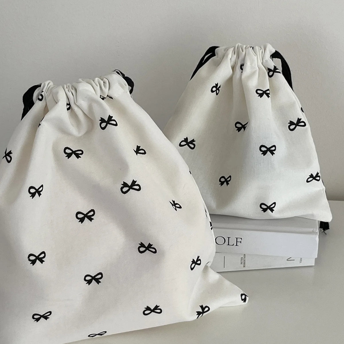 sac rangement toile réutilisable multi usages kawaii nœuds petits modernes blanc noir rose bleu