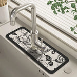 protège lavabo floral antidérapant protecteur comptoir cuisine éclaboussures motifs variés decoratif vintage bohème tapis