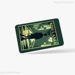 étui carte bancaire kiss land personnages vert noir adhésif moderne graphique sécurité illustration