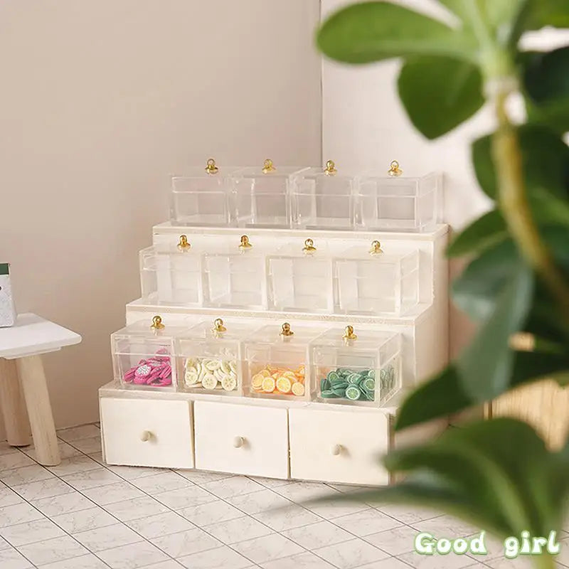 meuble decoratif miniature blanc crème tiroirs transparents objets fantaisie sci fi