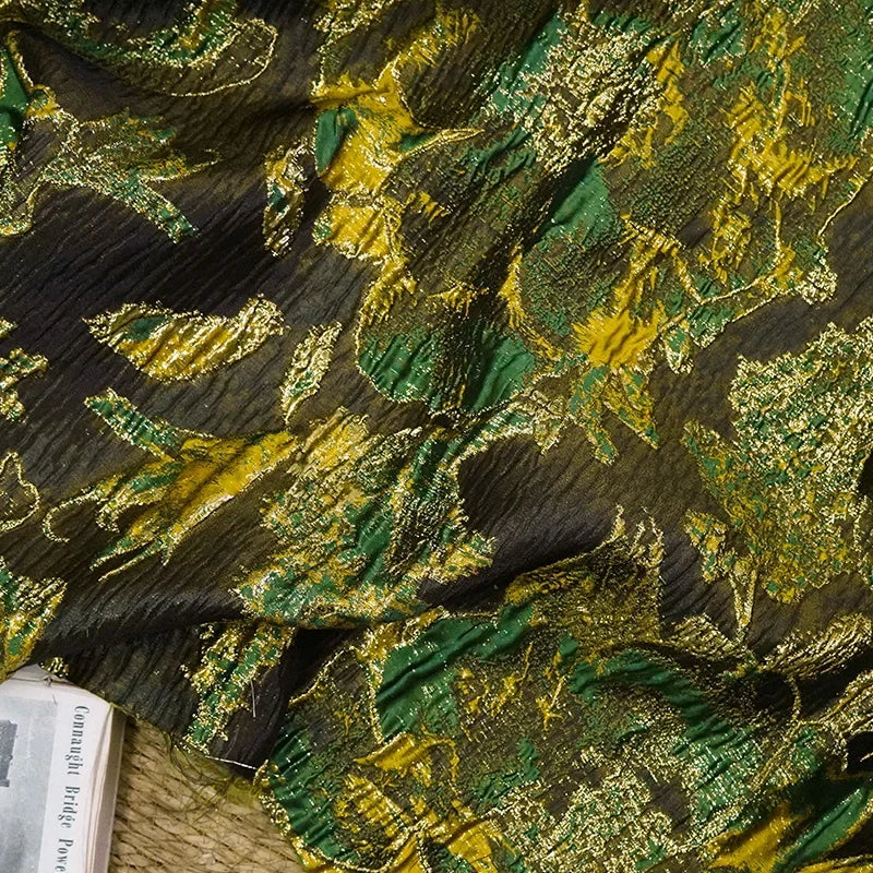 tissu brocart imprimé floral noir vert doré robe jupe coussin sac main polyester respectueux