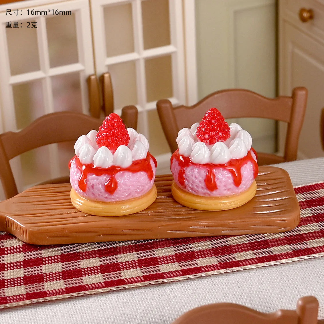 mini gâteaux dessert résine fruits détails fins maison poupée décor accessoire variés couleurs blanc