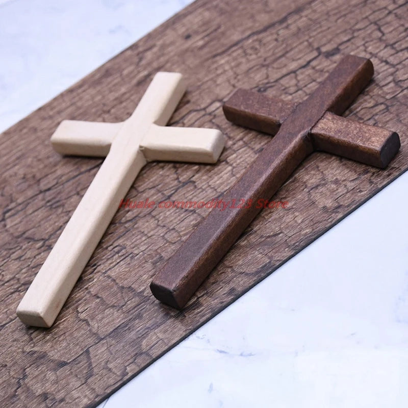décoration murale croix bois clair minimaliste simple ornement religieux