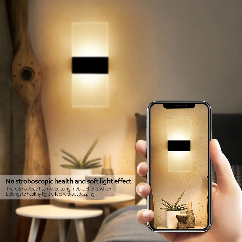 Recharge USB de l'applique murale sans fil