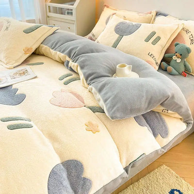 Housse de couette flanelle à poche profonde violette sur lit