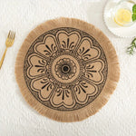 serviettes table boho chic beige noir motifs géométriques franges tissu lin opaques rondes