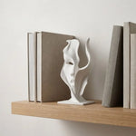 ornements faciaux sculpture visage moderne décoration intérieure noir blanc table abstraction déco chambre