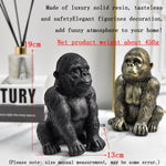 Détail de la sculpture de gorille en résine rétro