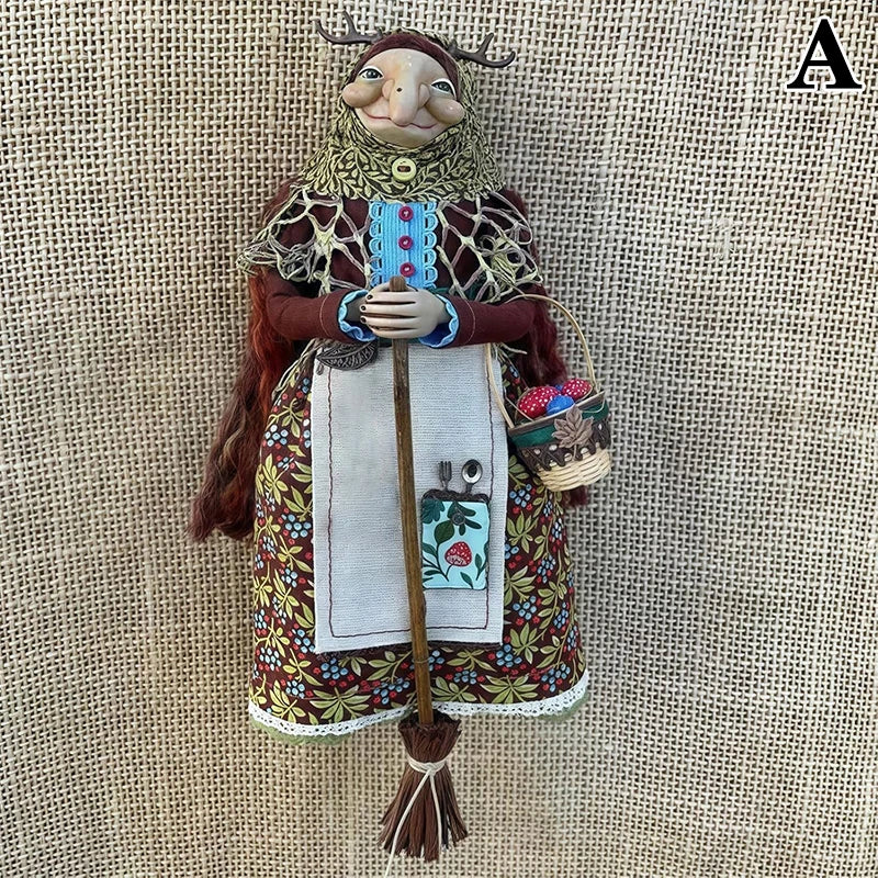 figurine artisanale sorcière cuisine résine broderie dentelle imprimé floral sac fourchettes cuillère bouquet fleurs