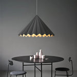 suspension plissée résine noir blanc moderne minimaliste éclairage salon étude chambre