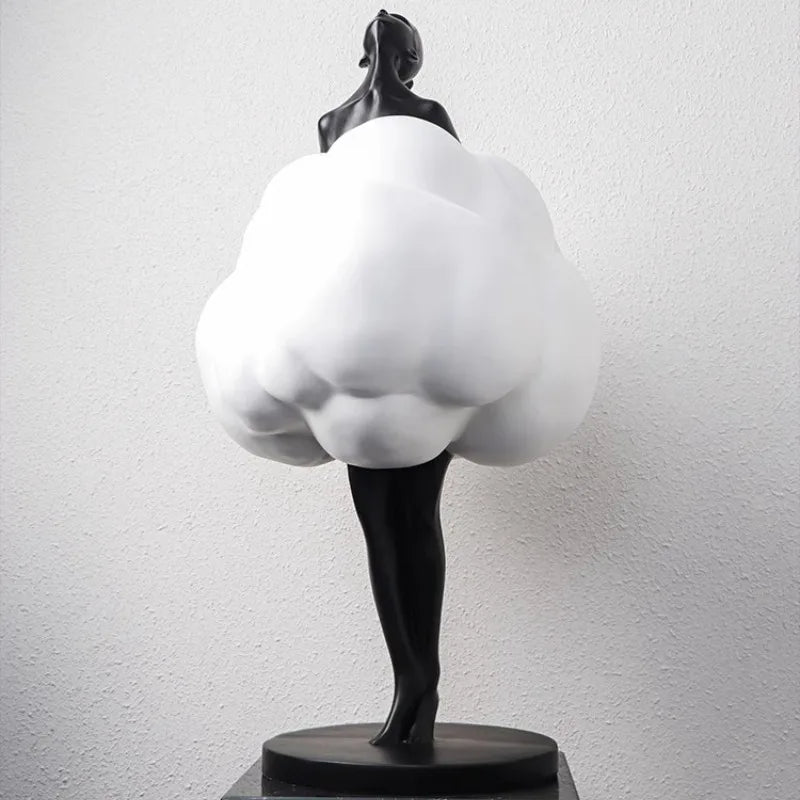 ornement sculptural figure humaine nuage abstrait moderne noir blanc intérieur décoration maison