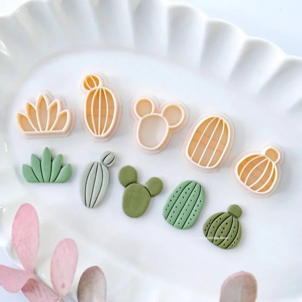 moules biscuits cactus motifs géométriques pots différents couleurs vert beige marron rose modernes
