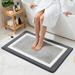 tapis bain microfibre absorbant doux moderne gris blanc bordure blanche rapide séchage respectueux environnement