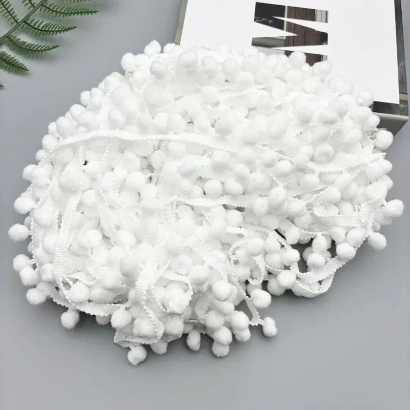 ruban pompons blancs décoration dentelle pompons ronds élastique écologique artisanal mètres