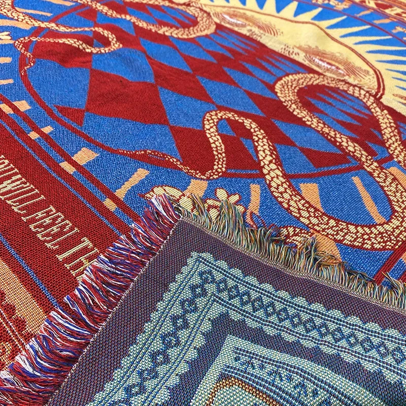 couverture jacquard brodée motif géométrique serpent vintage bleu rouge beige opacité