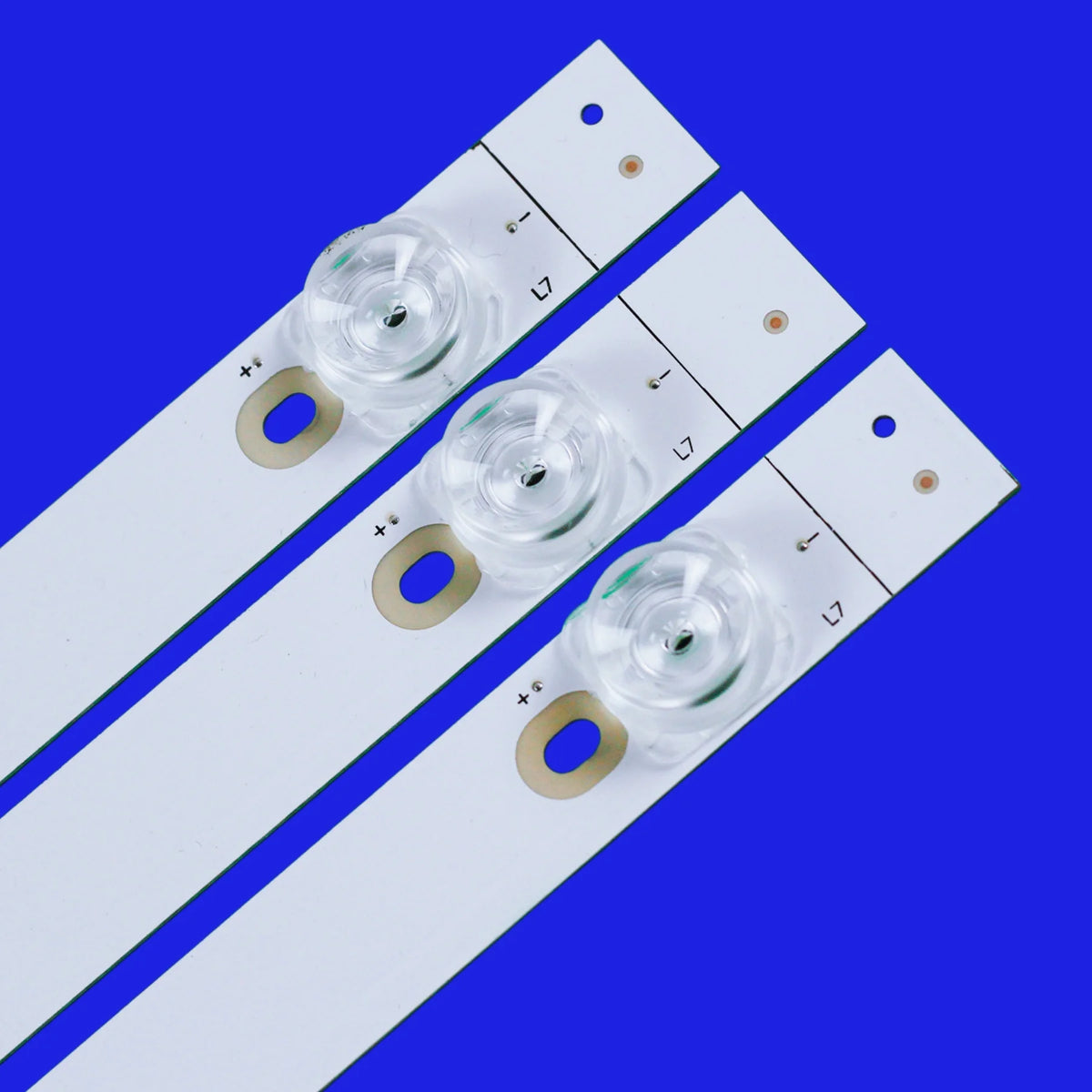 bande lumineuse led blanc transparent industrielle électronique fixation trou emballage carton brisées