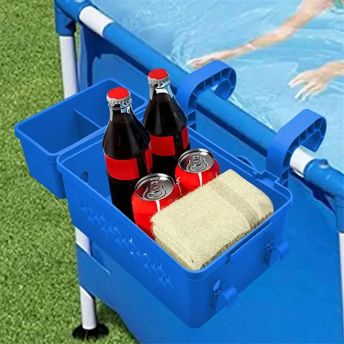 organisateur piscine bleu noir rose compartiments boissons clips fixation moderne rangement