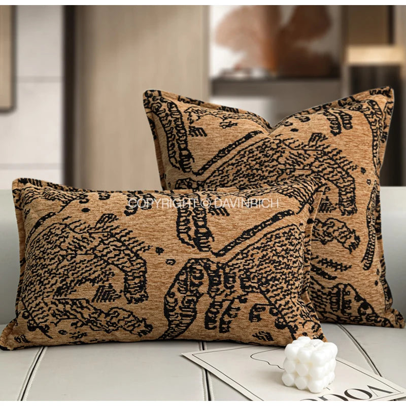 taies d'oreiller brodées motif tigre beige noir vintage respectueux environnement polyester opacité maison