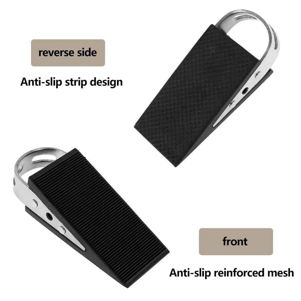 Butée de porte robuste installée sur une porte en bois