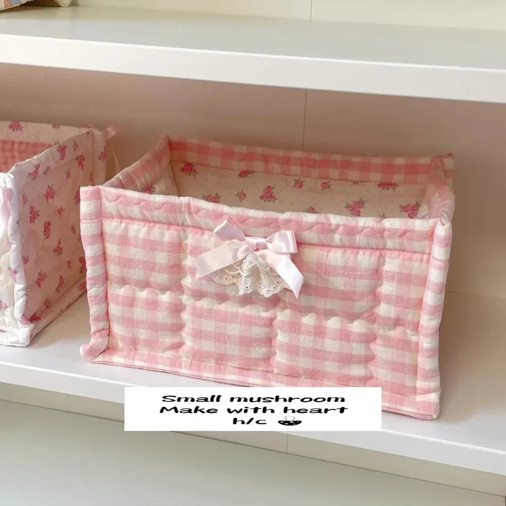 paniers rangement coton pois carreaux rayures ours rose clair blanc bleu clair beige texturé