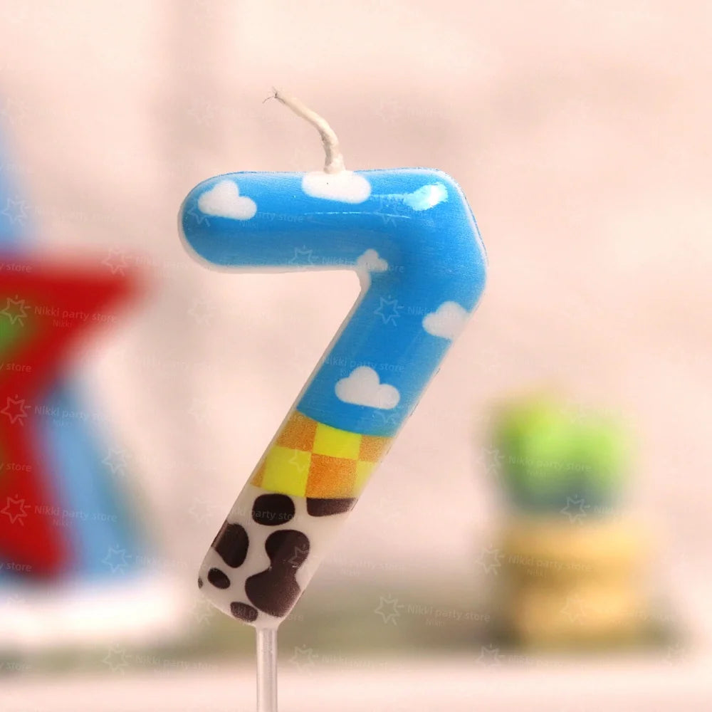 bougies anniversaire forme chiffres bleu nuages décoratives thème enfant toystory pique bois multicolore