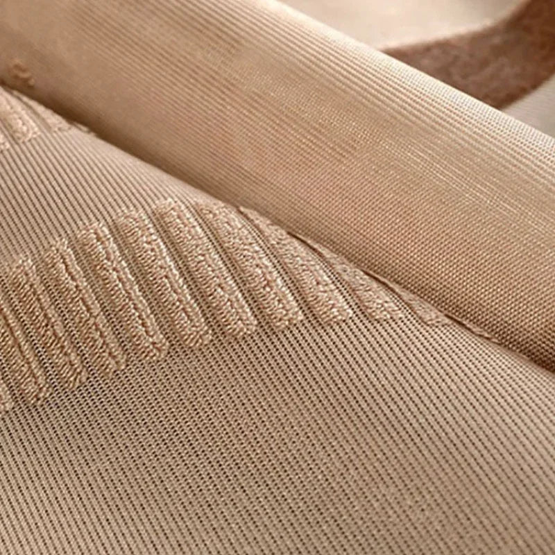 rideau polyester semi transparent moderne rayures ondulées beige marron clair intérieur maison