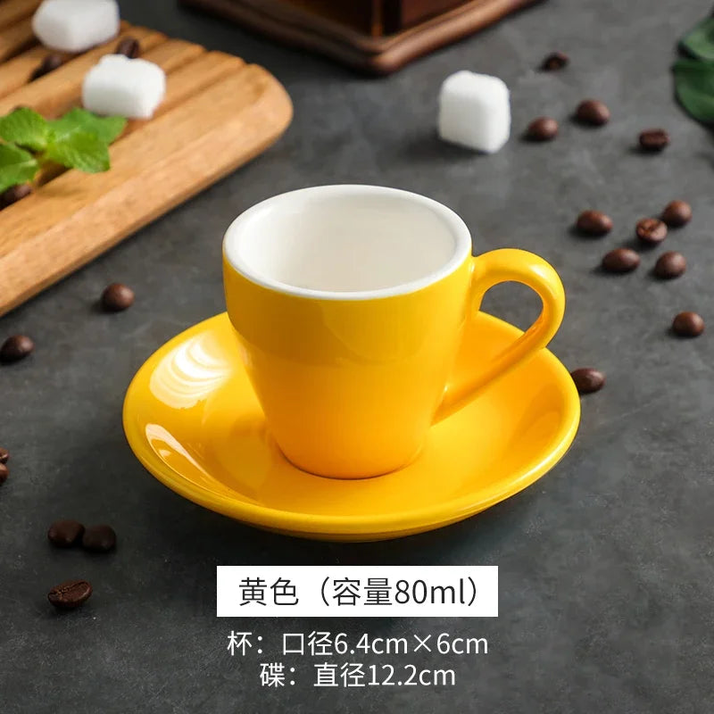 tasses céramique porcelaine poignée cuillères moderne rouge vert bleu jaune blanc