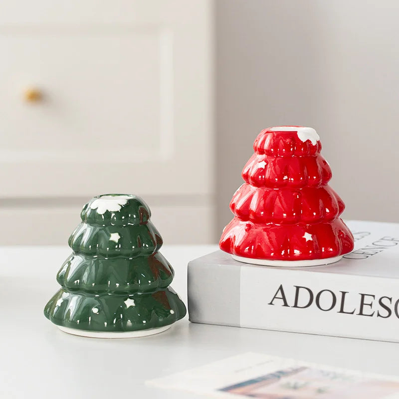 support bougie arbre noël étoiles blanches vert rouge moderne minimaliste festive ambiance chaleureuseintérieur événements