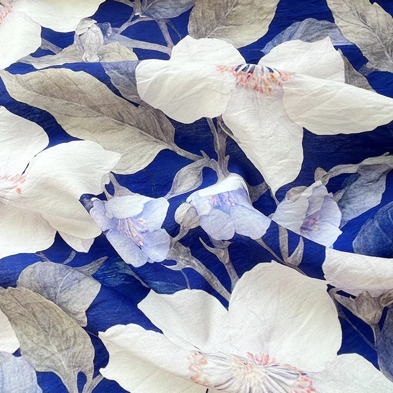 tissu brocart bleu blanc gris imprimé floral fleurs feuilles bricolage maison biodegradable 150cm