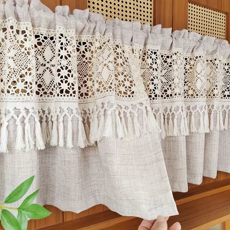 rideau boho crocheté franges beige clair rustique fenetre cuisine simple
