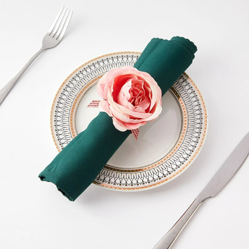 porte serviettes anneaux florals rose blanc rubans pois romantique restaurant decoration mariage opaques artificiels